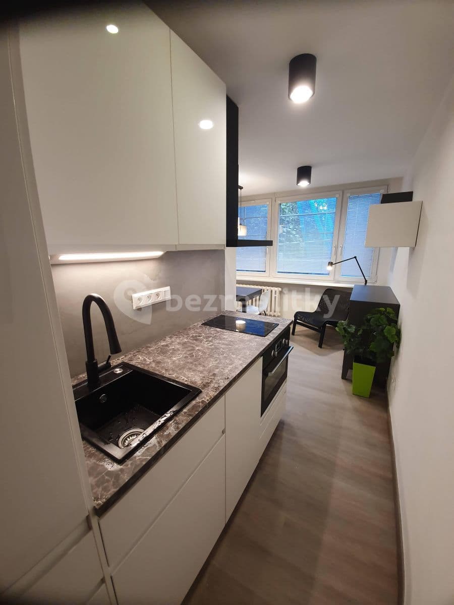 Prenájom bytu 2-izbový 30 m², Vokovická, Praha, Praha Prenájom bytu 2-izbový 30 m², Vokovická, Praha, Praha