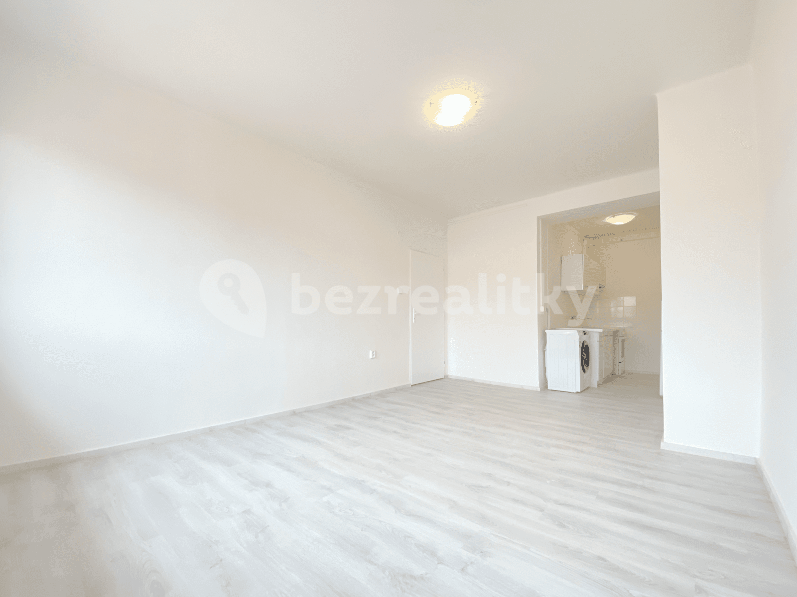 Prenájom bytu 2-izbový 55 m², Praha, Praha Prenájom bytu 2-izbový 55 m², Praha, Praha
