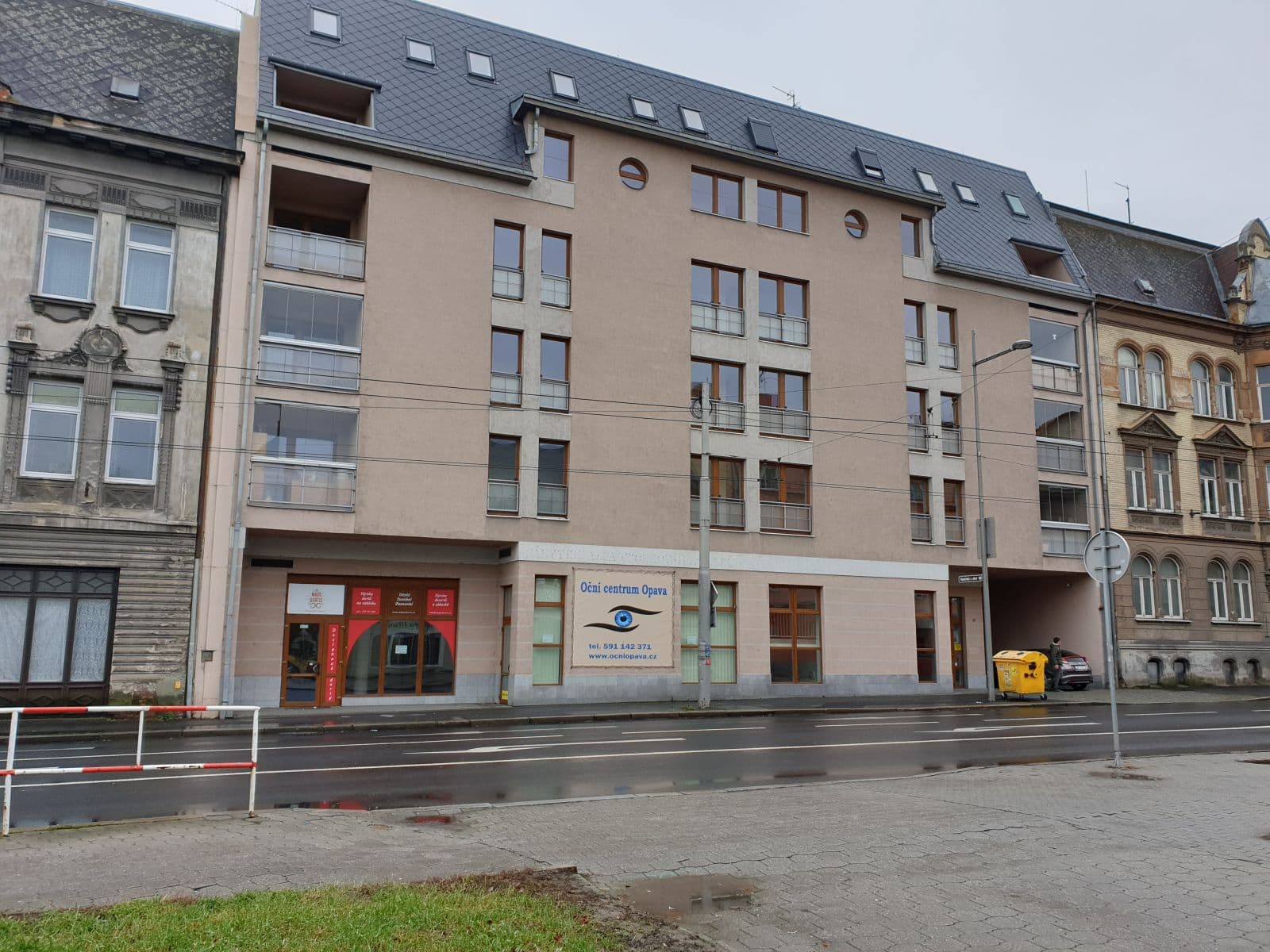 Prenájom bytu 4-izbový 120 m², Krnovská, Opava, Moravskoslezský kraj Prenájom bytu 4-izbový 120 m², Krnovská, Opava, Moravskoslezský kraj