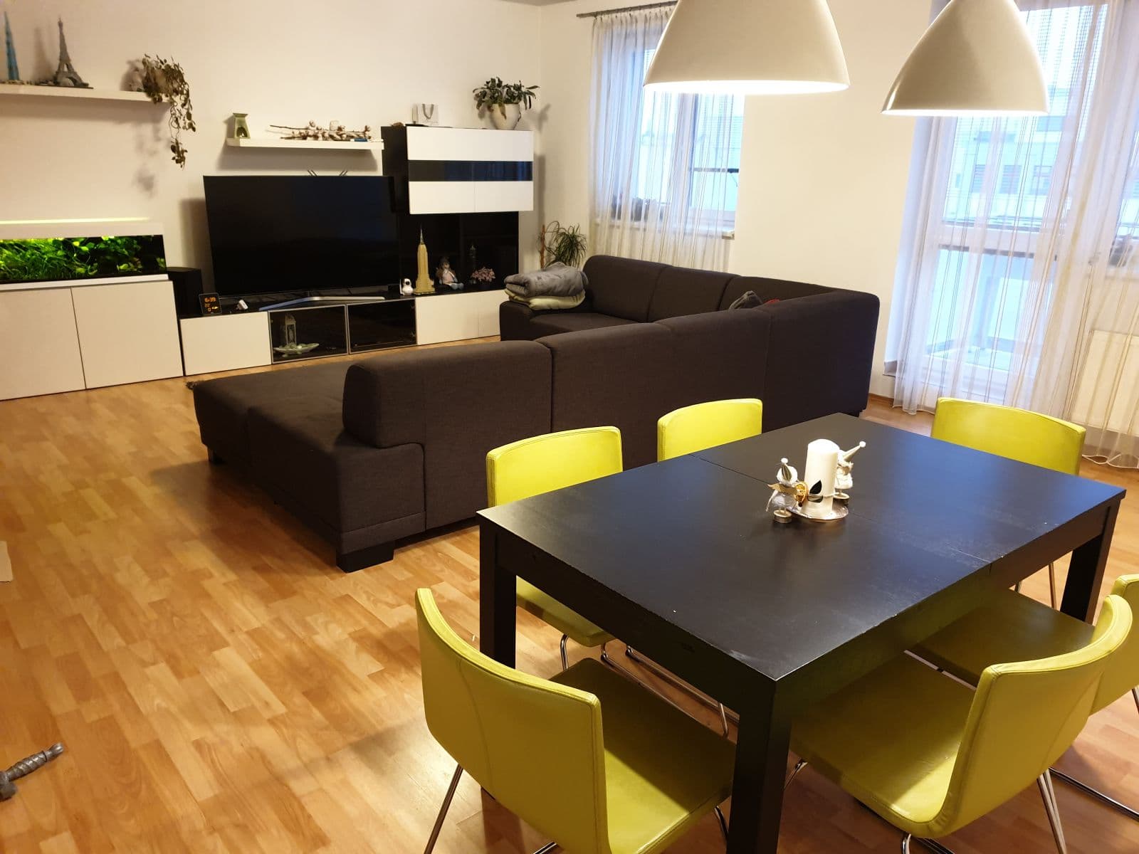 Prenájom bytu 4-izbový 120 m², Krnovská, Opava, Moravskoslezský kraj Prenájom bytu 4-izbový 120 m², Krnovská, Opava, Moravskoslezský kraj