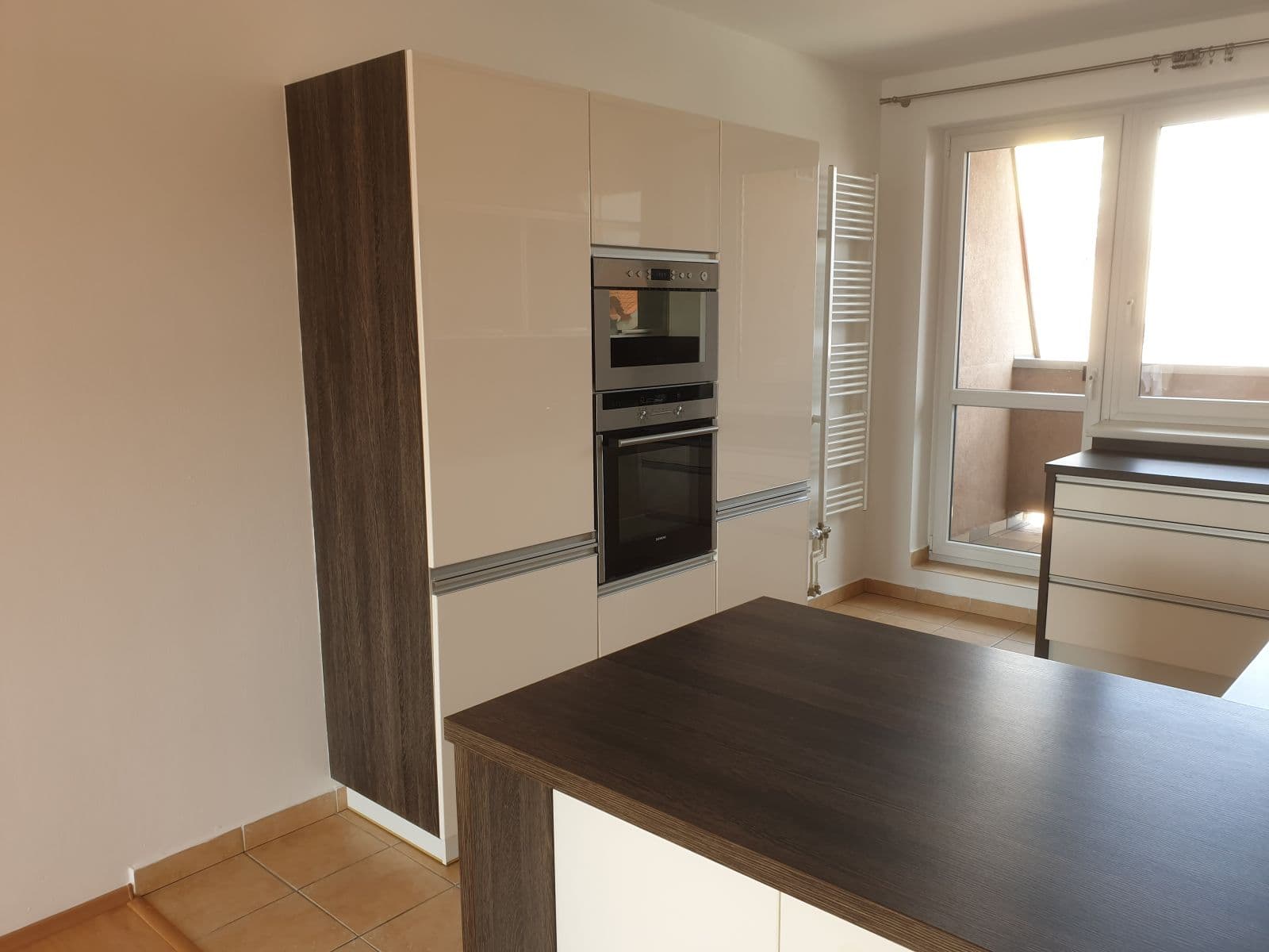 Prenájom bytu 4-izbový 120 m², Krnovská, Opava, Moravskoslezský kraj Prenájom bytu 4-izbový 120 m², Krnovská, Opava, Moravskoslezský kraj