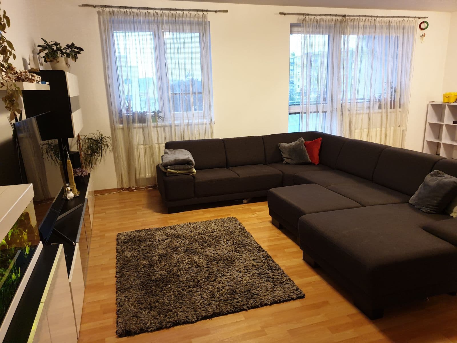 Prenájom bytu 4-izbový 120 m², Krnovská, Opava, Moravskoslezský kraj Prenájom bytu 4-izbový 120 m², Krnovská, Opava, Moravskoslezský kraj