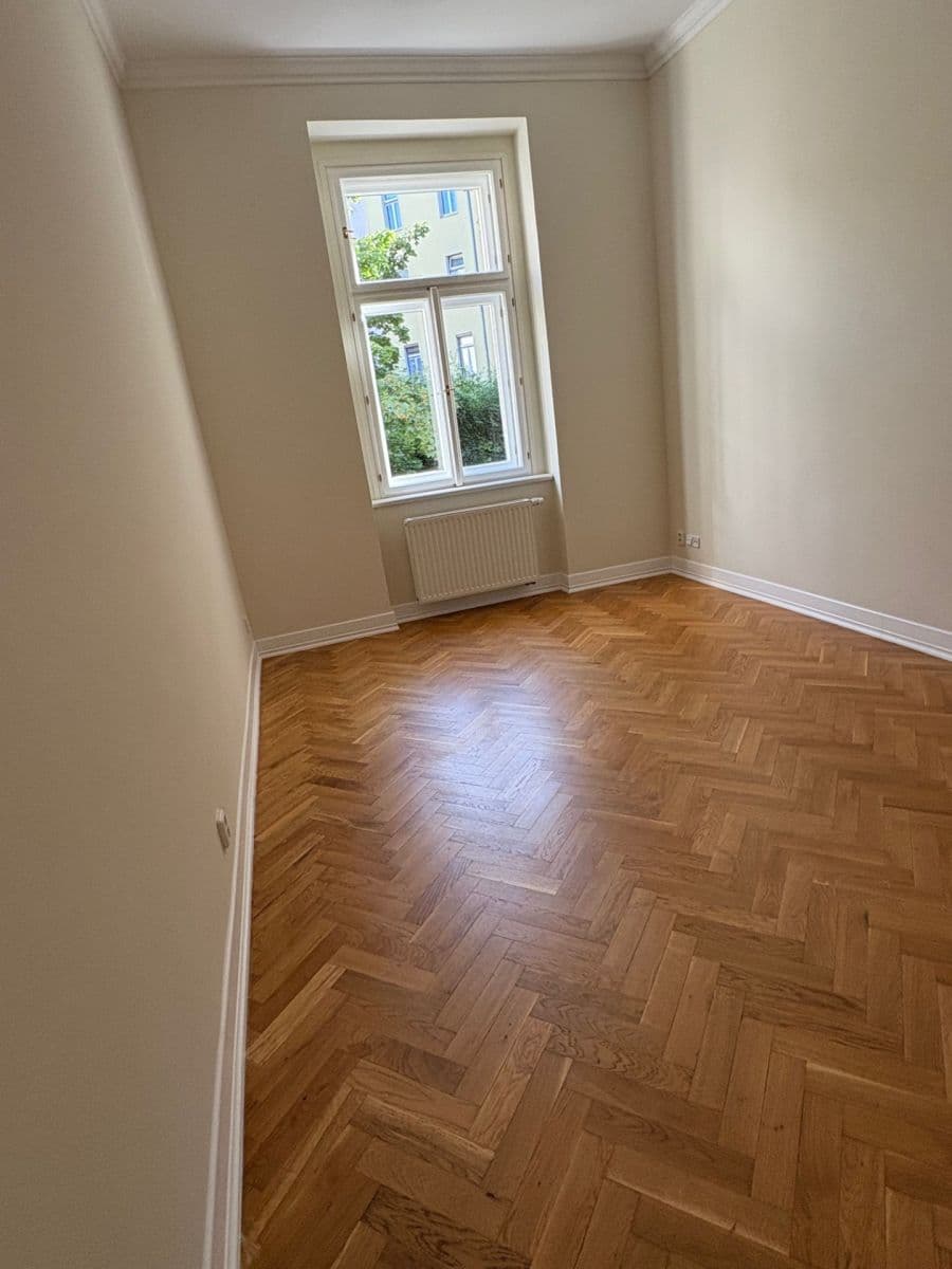 Prenájom bytu 3-izbový 99 m², U Rajské zahrady, Praha, Praha Prenájom bytu 3-izbový 99 m², U Rajské zahrady, Praha, Praha