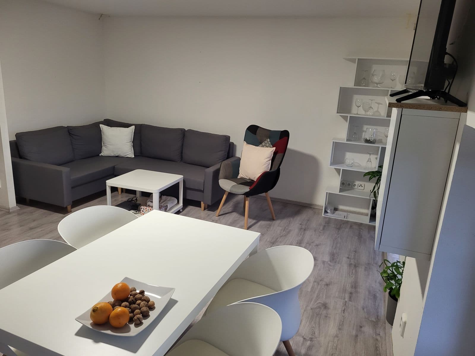Prenájom bytu 2-izbový 55 m², Praha, Praha Prenájom bytu 2-izbový 55 m², Praha, Praha