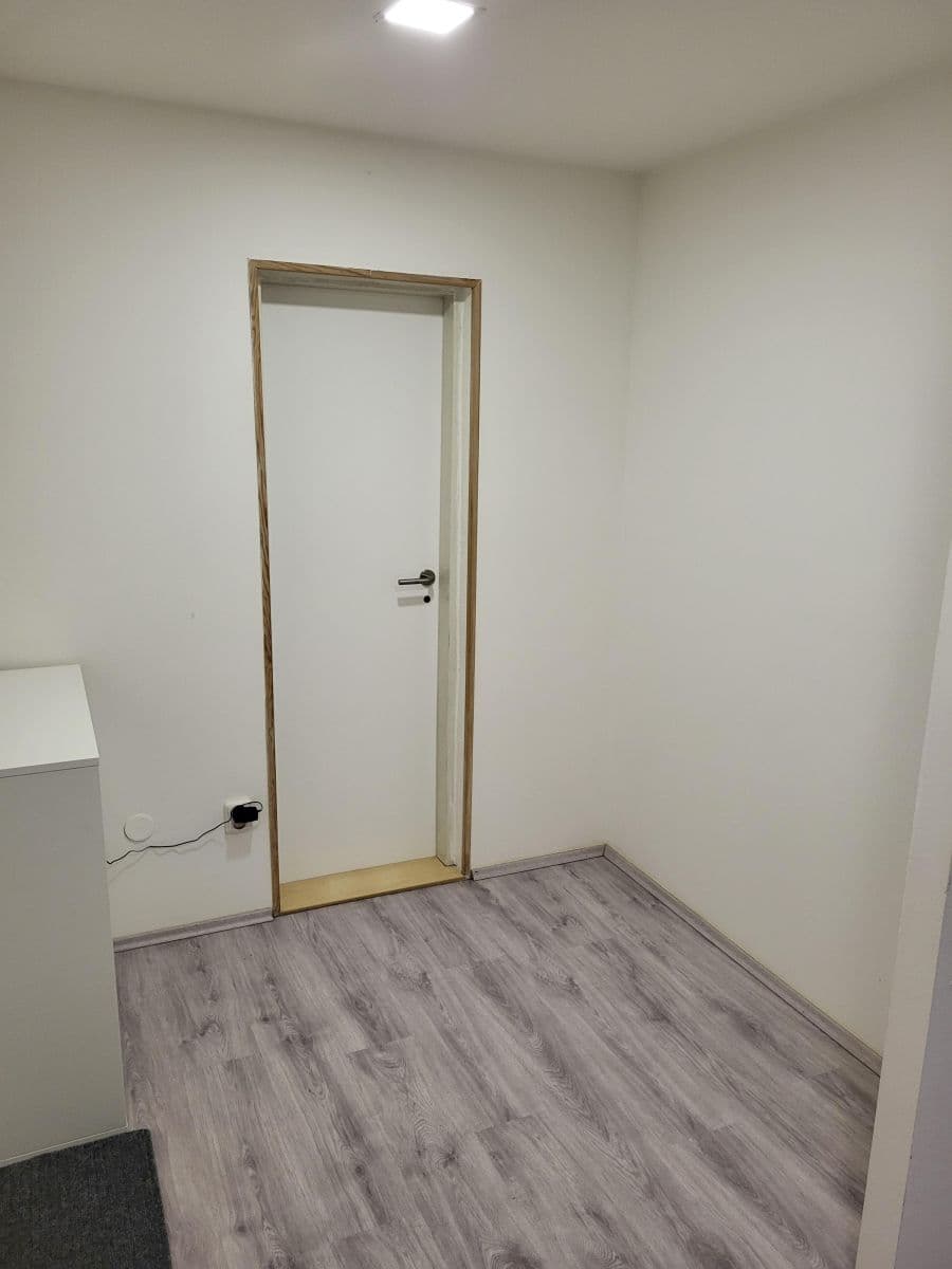 Prenájom bytu 2-izbový 55 m², Praha, Praha Prenájom bytu 2-izbový 55 m², Praha, Praha