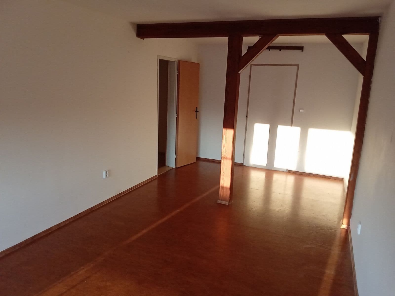Prenájom bytu 2-izbový 55 m², Praha, Praha Prenájom bytu 2-izbový 55 m², Praha, Praha