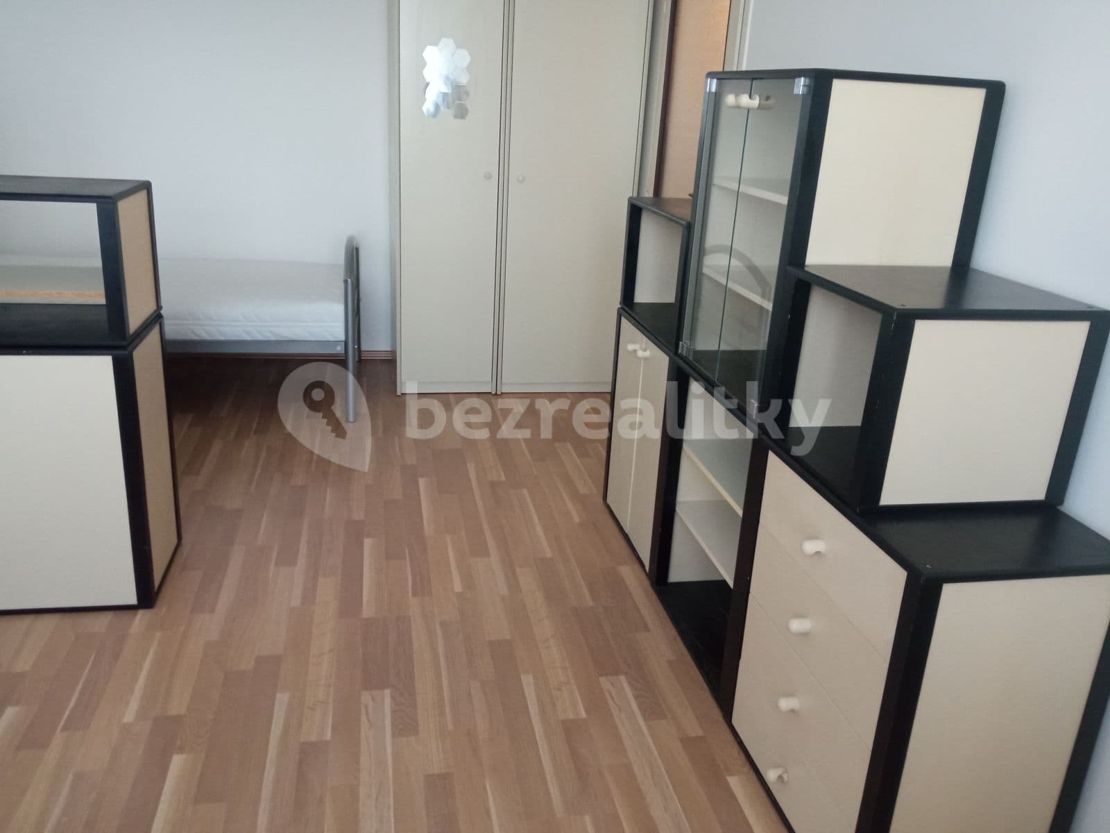 Prenájom bytu 1-izbový 29 m², Mazurská, Praha, Praha Prenájom bytu 1-izbový 29 m², Mazurská, Praha, Praha