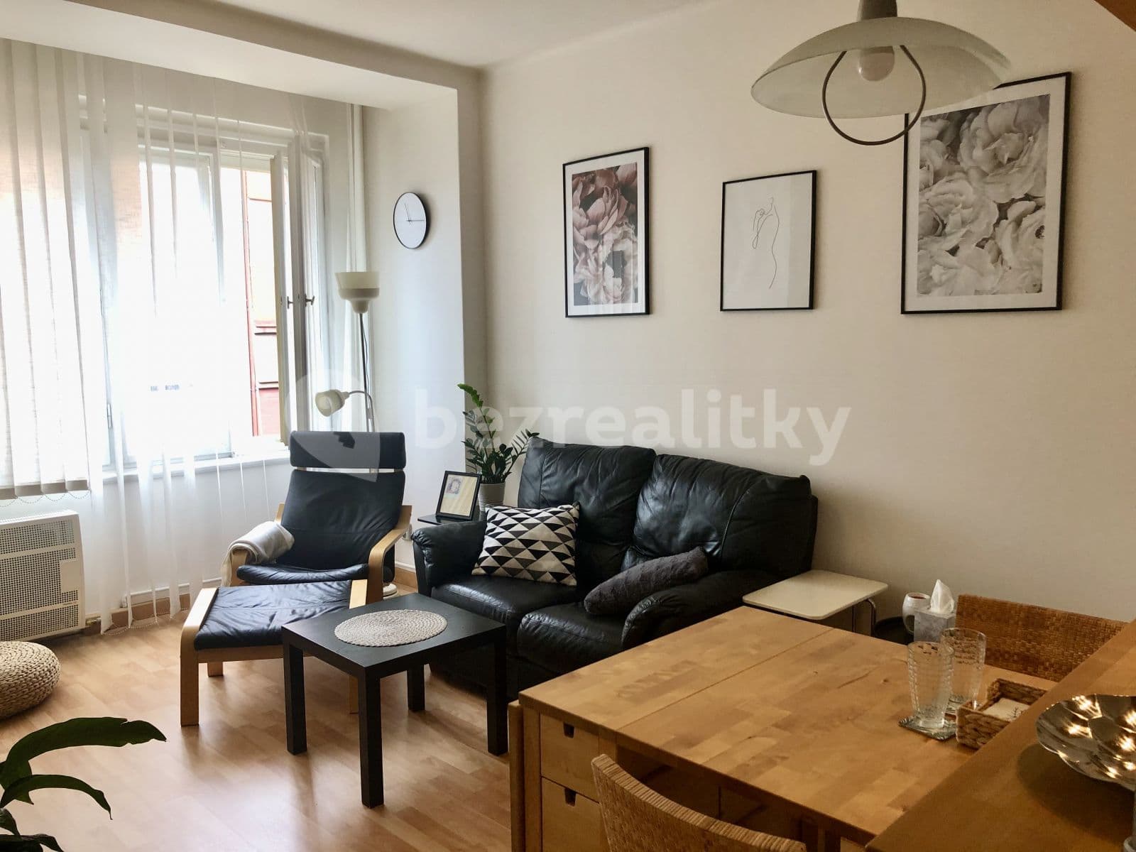 Prenájom bytu 2-izbový 53 m², Čajkovského, Praha, Praha Prenájom bytu 2-izbový 53 m², Čajkovského, Praha, Praha
