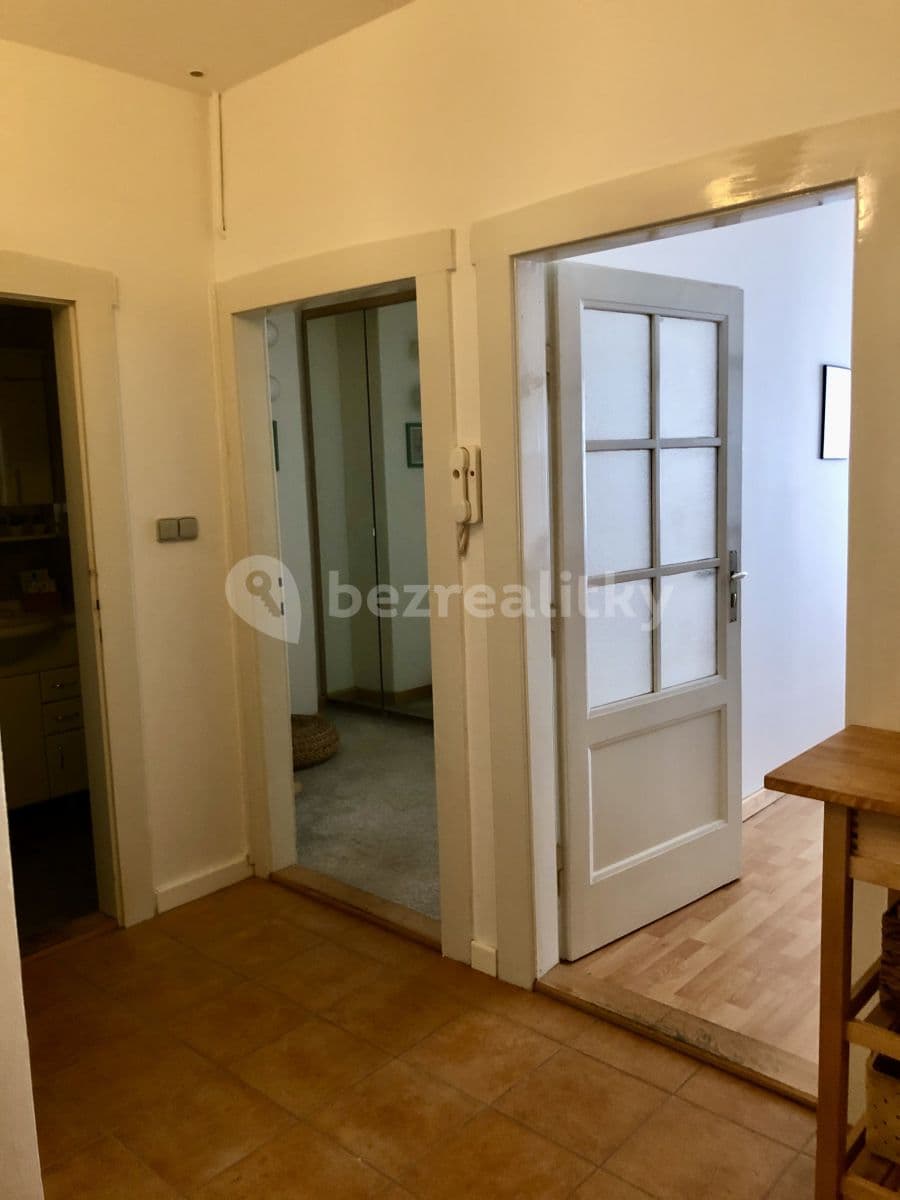 Prenájom bytu 2-izbový 53 m², Čajkovského, Praha, Praha Prenájom bytu 2-izbový 53 m², Čajkovského, Praha, Praha