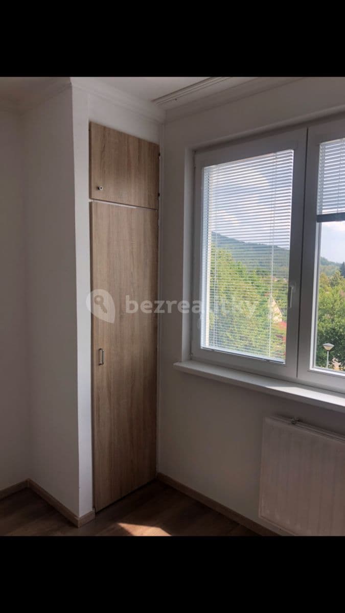 Prenájom bytu 1-izbový 41 m², Náměstí Osvobození, Cvikov, Liberecký kraj Prenájom bytu 1-izbový 41 m², Náměstí Osvobození, Cvikov, Liberecký kraj
