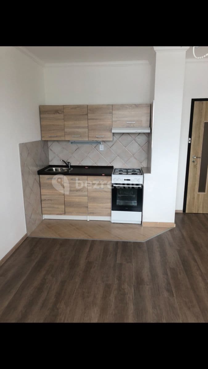 Prenájom bytu 1-izbový 41 m², Náměstí Osvobození, Cvikov, Liberecký kraj Prenájom bytu 1-izbový 41 m², Náměstí Osvobození, Cvikov, Liberecký kraj