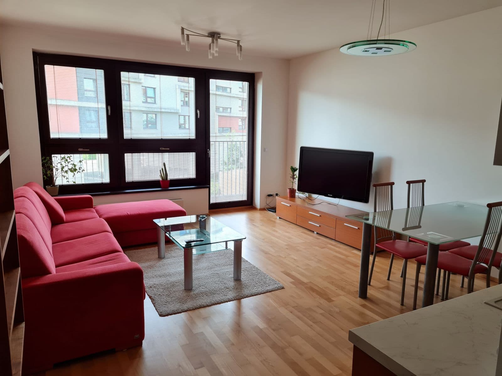 Prenájom bytu 2-izbový 62 m², U Uranie, Praha, Praha Prenájom bytu 2-izbový 62 m², U Uranie, Praha, Praha