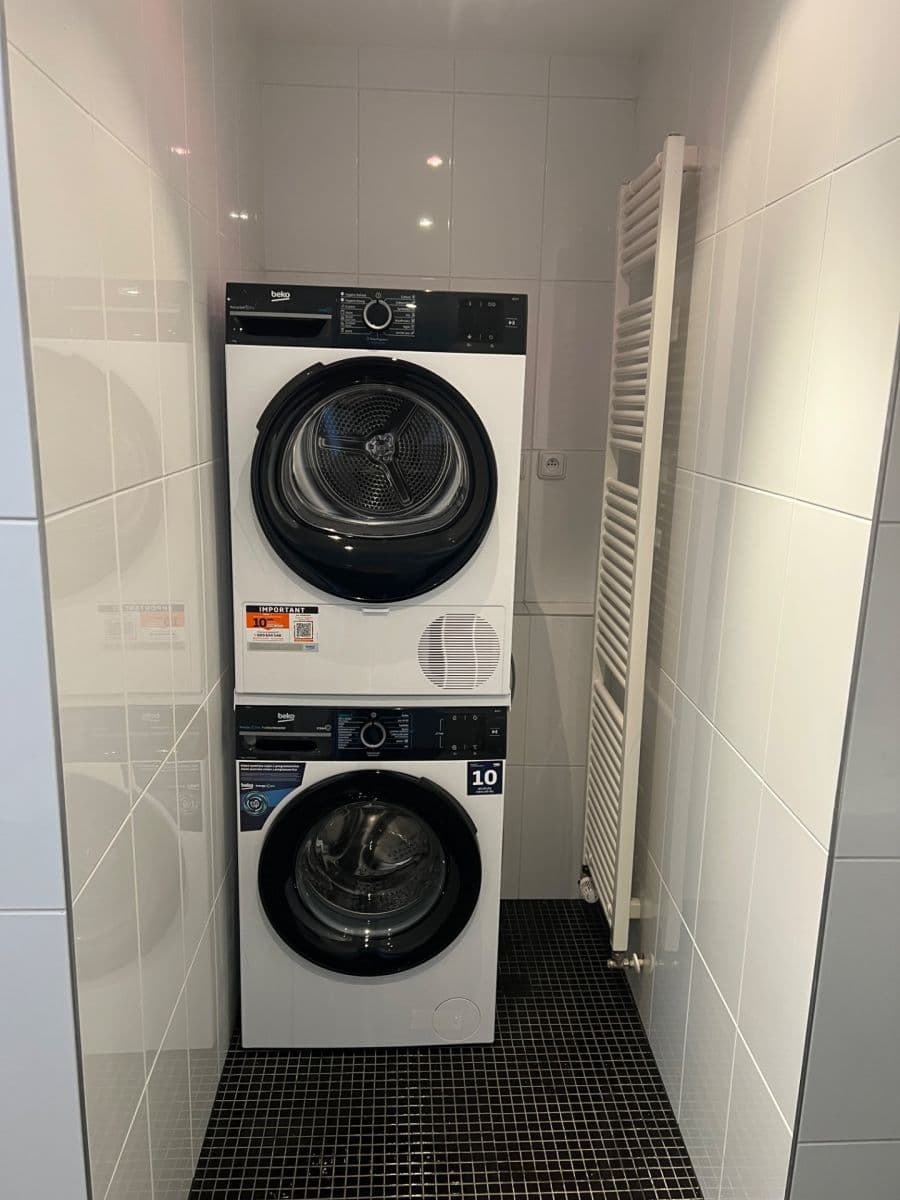 Prenájom bytu 2-izbový 62 m², Klímova, Praha, Praha Prenájom bytu 2-izbový 62 m², Klímova, Praha, Praha