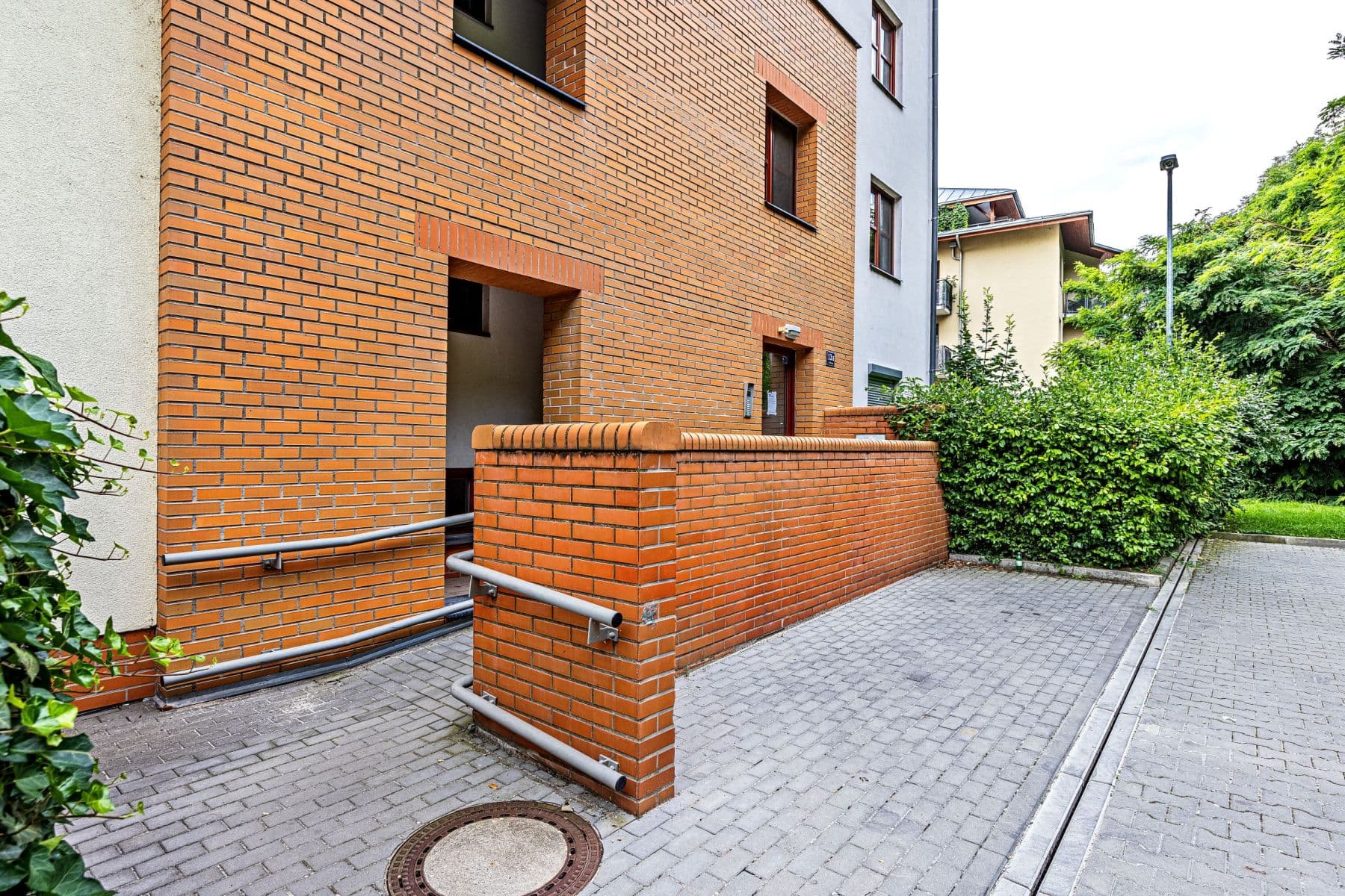 Prenájom bytu 5-izbový 130 m², Paťanka, Praha, Praha Prenájom bytu 5-izbový 130 m², Paťanka, Praha, Praha