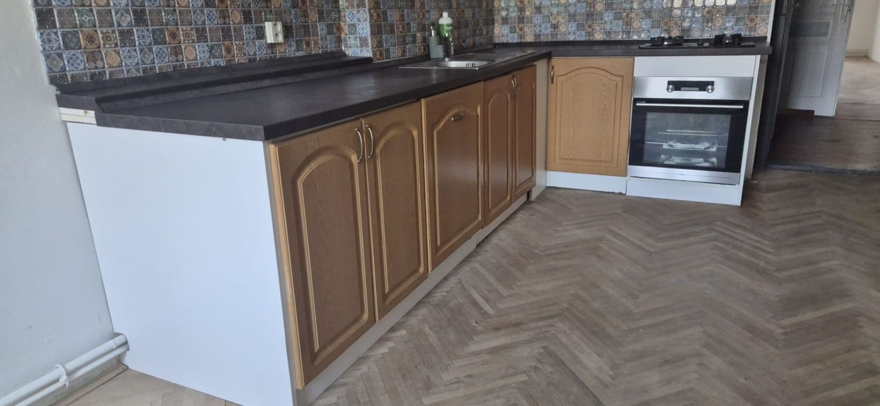 Prenájom bytu 3-izbový 98 m², Slavíkova, Praha, Praha Prenájom bytu 3-izbový 98 m², Slavíkova, Praha, Praha