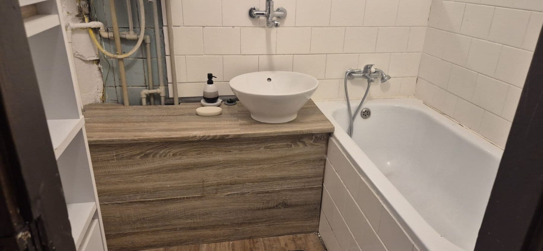 Prenájom bytu 3-izbový 98 m², Slavíkova, Praha, Praha Prenájom bytu 3-izbový 98 m², Slavíkova, Praha, Praha