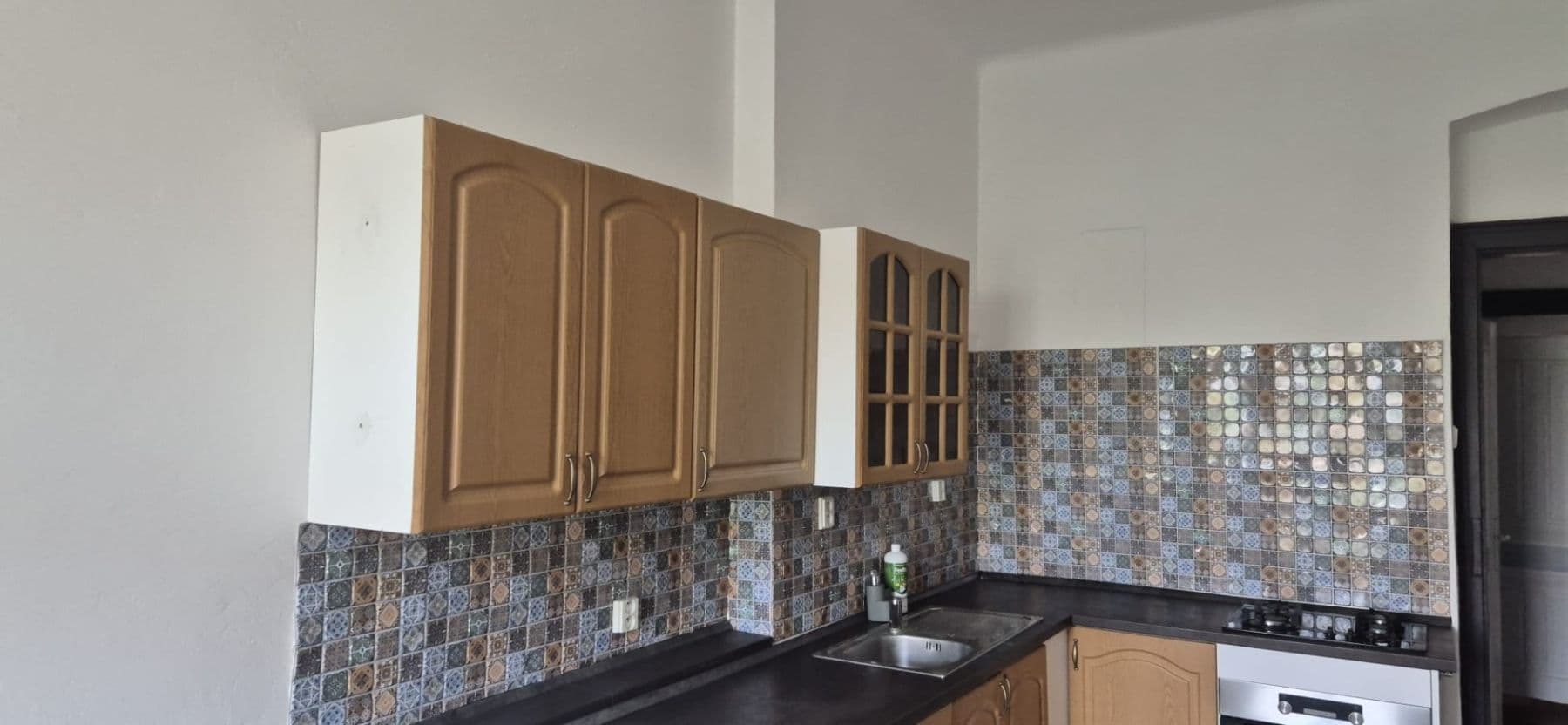 Prenájom bytu 3-izbový 98 m², Slavíkova, Praha, Praha Prenájom bytu 3-izbový 98 m², Slavíkova, Praha, Praha
