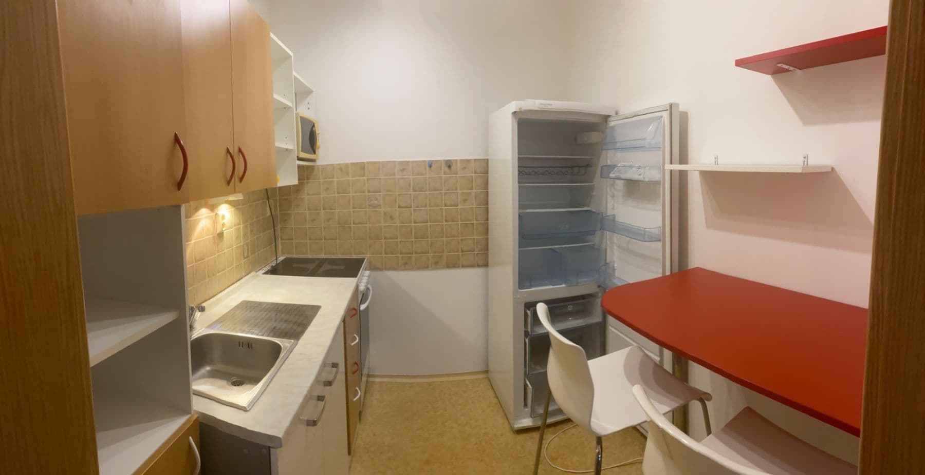 Prenájom bytu 2-izbový 41 m², Daškova, Praha, Praha Prenájom bytu 2-izbový 41 m², Daškova, Praha, Praha