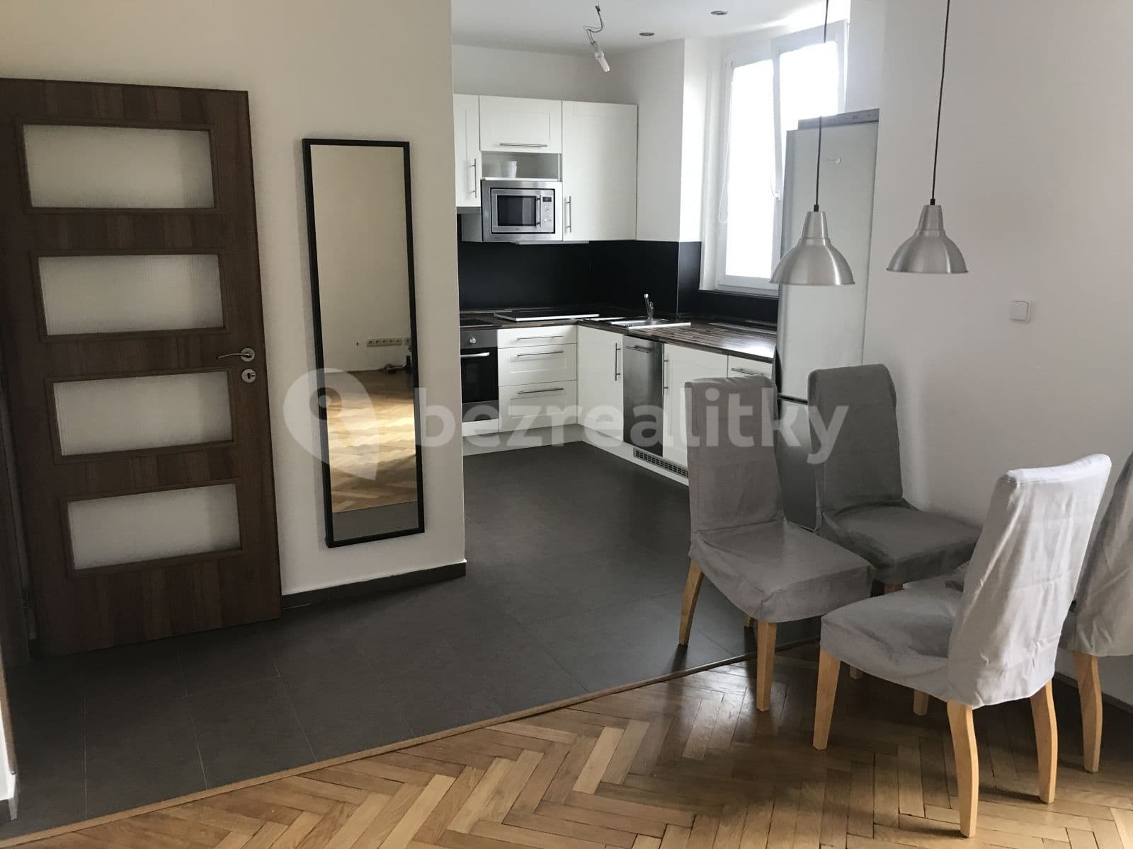Prenájom bytu 2-izbový 50 m², Sobotecká, Praha, Praha Prenájom bytu 2-izbový 50 m², Sobotecká, Praha, Praha