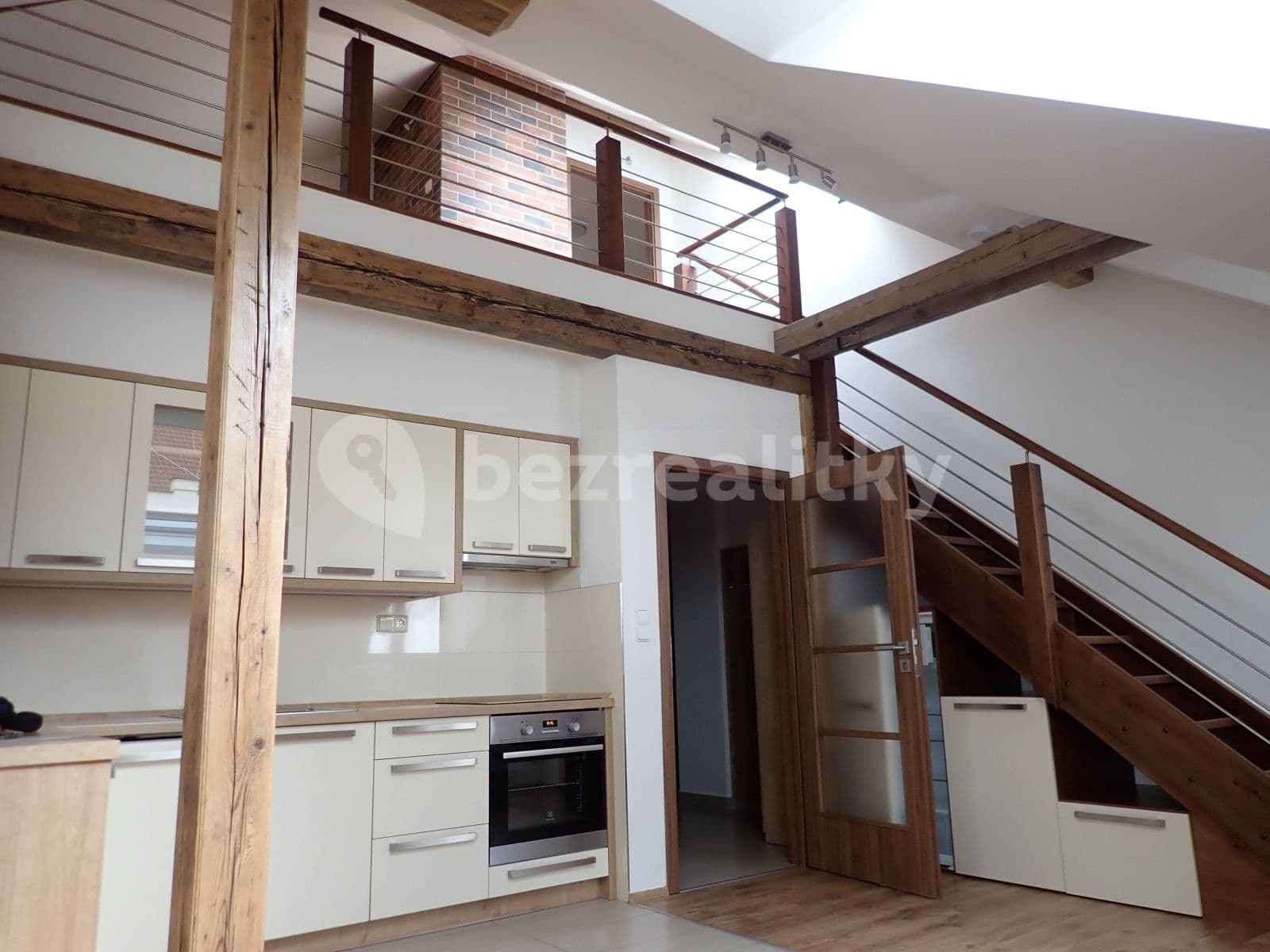 Prenájom bytu 3-izbový 72 m², Brožíkova, Praha, Praha Prenájom bytu 3-izbový 72 m², Brožíkova, Praha, Praha