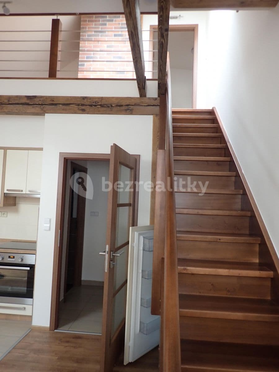 Prenájom bytu 3-izbový 72 m², Brožíkova, Praha, Praha Prenájom bytu 3-izbový 72 m², Brožíkova, Praha, Praha