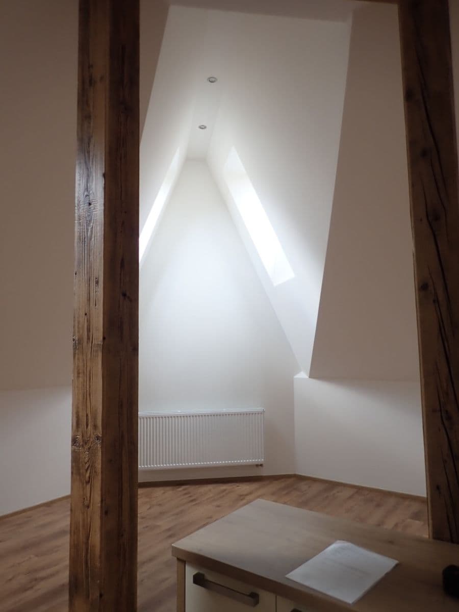 Prenájom bytu 3-izbový 72 m², Brožíkova, Praha, Praha Prenájom bytu 3-izbový 72 m², Brožíkova, Praha, Praha