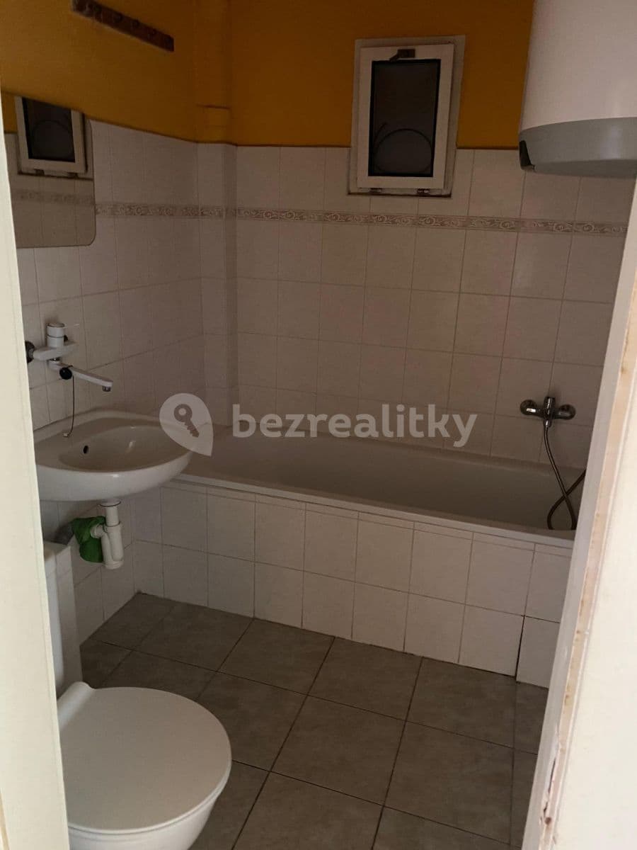 Prenájom bytu 2-izbový 55 m², Na Veselí, Praha, Praha Prenájom bytu 2-izbový 55 m², Na Veselí, Praha, Praha