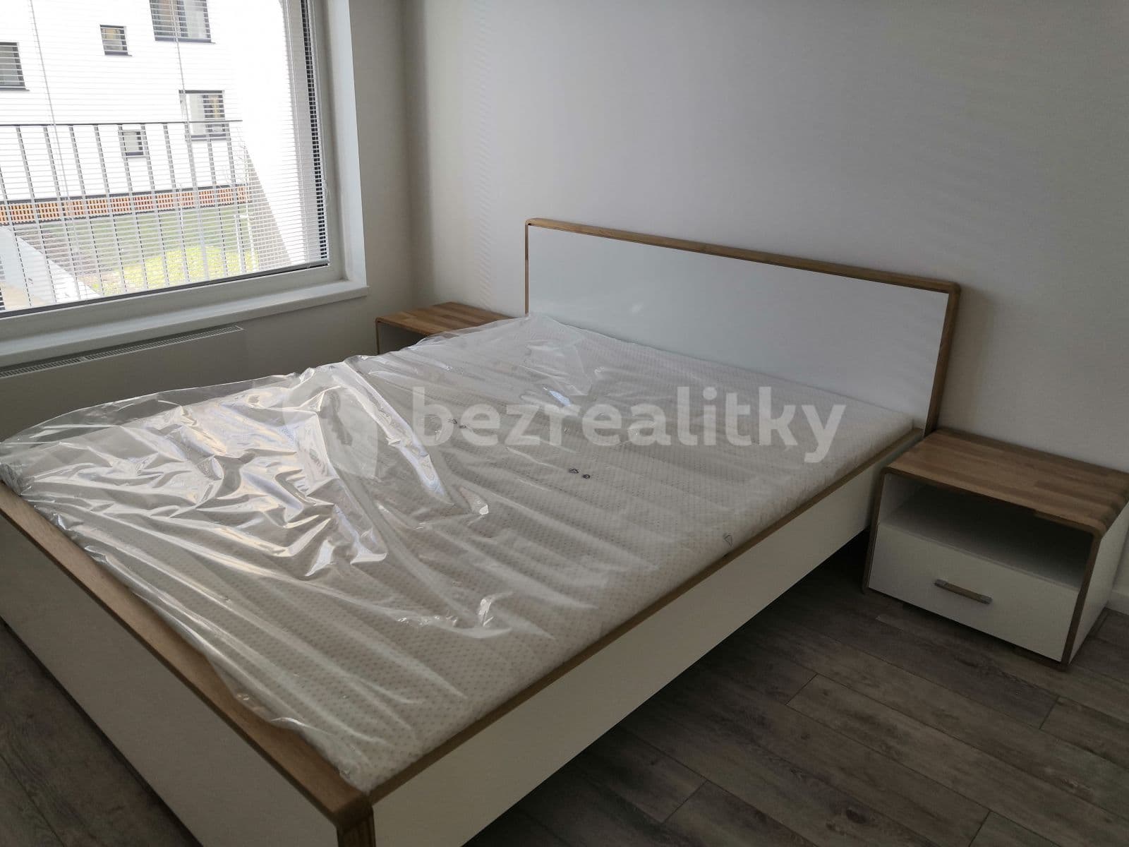 Prenájom bytu 2-izbový 55 m², Hany Ponickej, Lamač, Bratislavský kraj