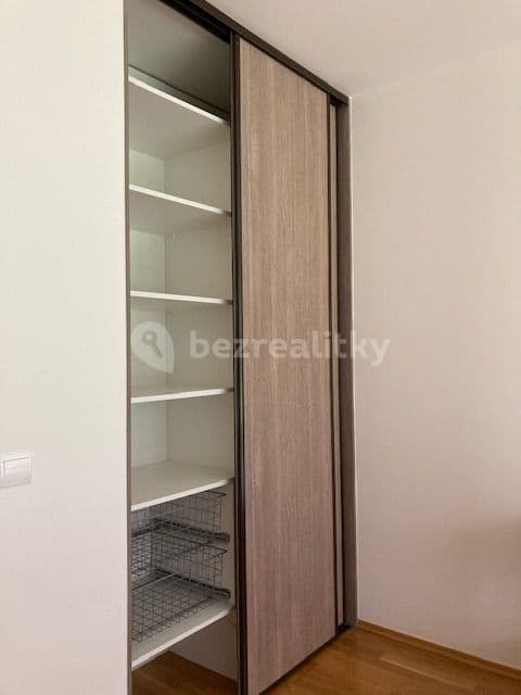 Prenájom bytu 2-izbový 52 m², Brzorádových, Praha, Praha Prenájom bytu 2-izbový 52 m², Brzorádových, Praha, Praha
