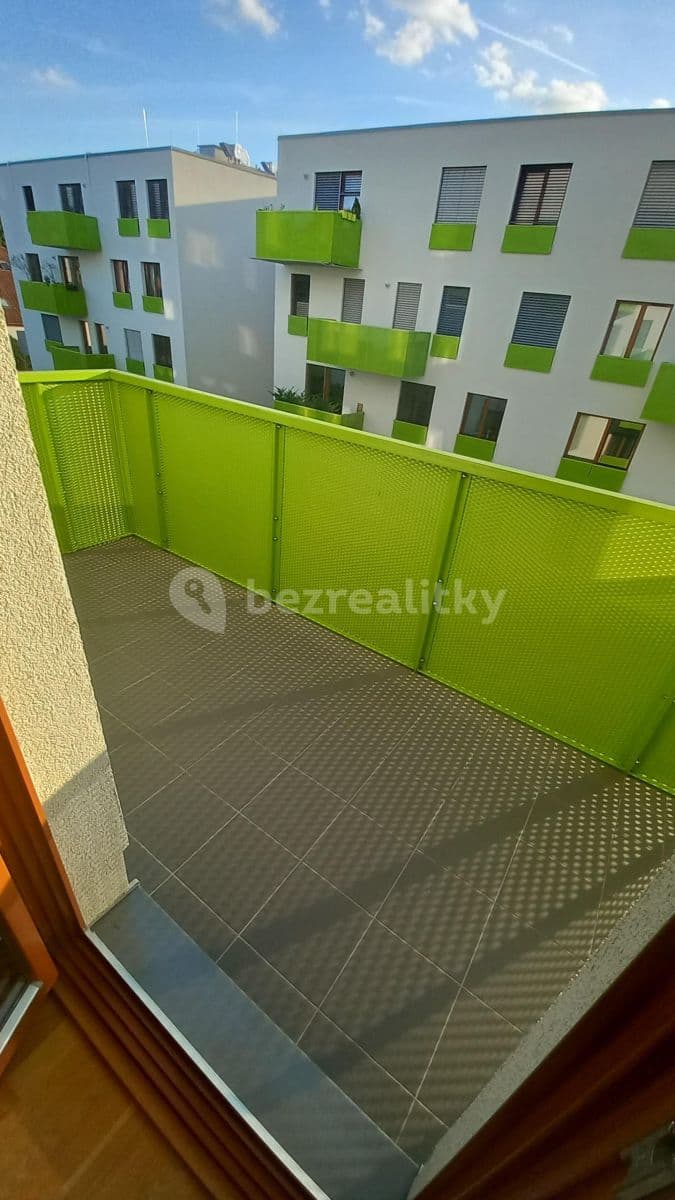 Prenájom bytu 2-izbový 42 m², U Hranic, Praha, Praha Prenájom bytu 2-izbový 42 m², U Hranic, Praha, Praha