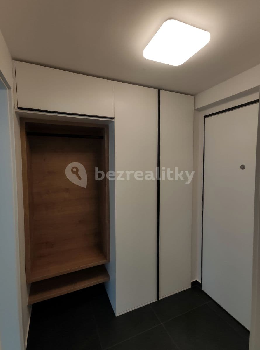 Prenájom bytu 1-izbový 38 m², Benešova, Praha, Praha Prenájom bytu 1-izbový 38 m², Benešova, Praha, Praha