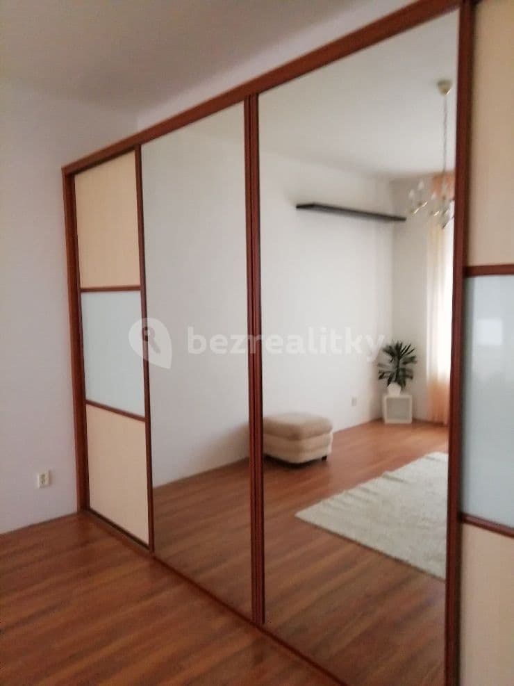 Prenájom bytu 3-izbový 90 m², Vachova, Brno, Jihomoravský kraj Prenájom bytu 3-izbový 90 m², Vachova, Brno, Jihomoravský kraj