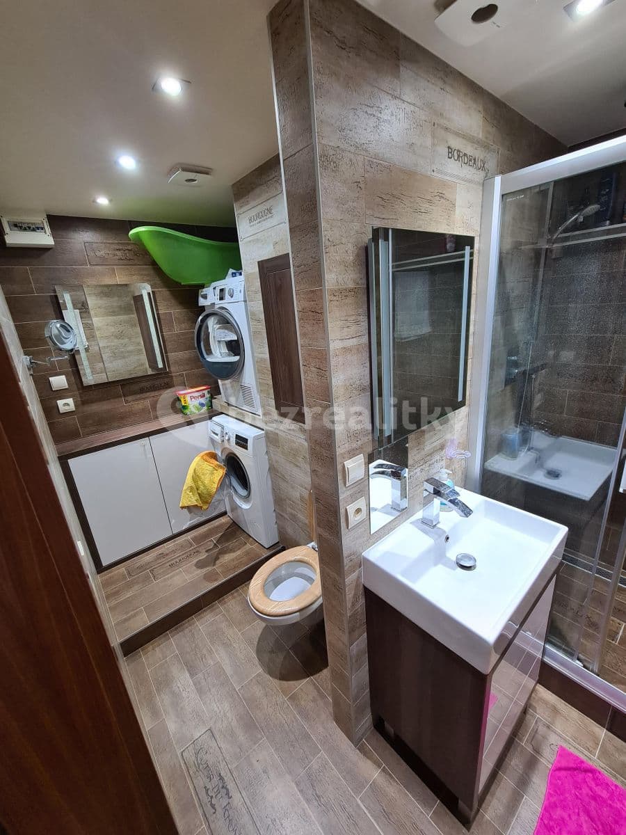 Prenájom bytu 3-izbový 75 m², Vejrostova, Brno, Jihomoravský kraj Prenájom bytu 3-izbový 75 m², Vejrostova, Brno, Jihomoravský kraj