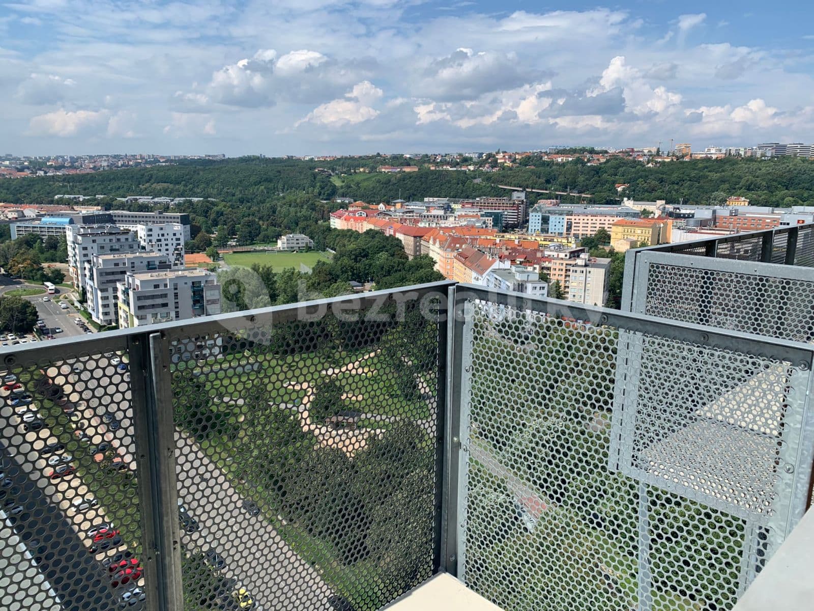 Prenájom bytu 1-izbový 38 m², Freyova, Praha, Praha Prenájom bytu 1-izbový 38 m², Freyova, Praha, Praha