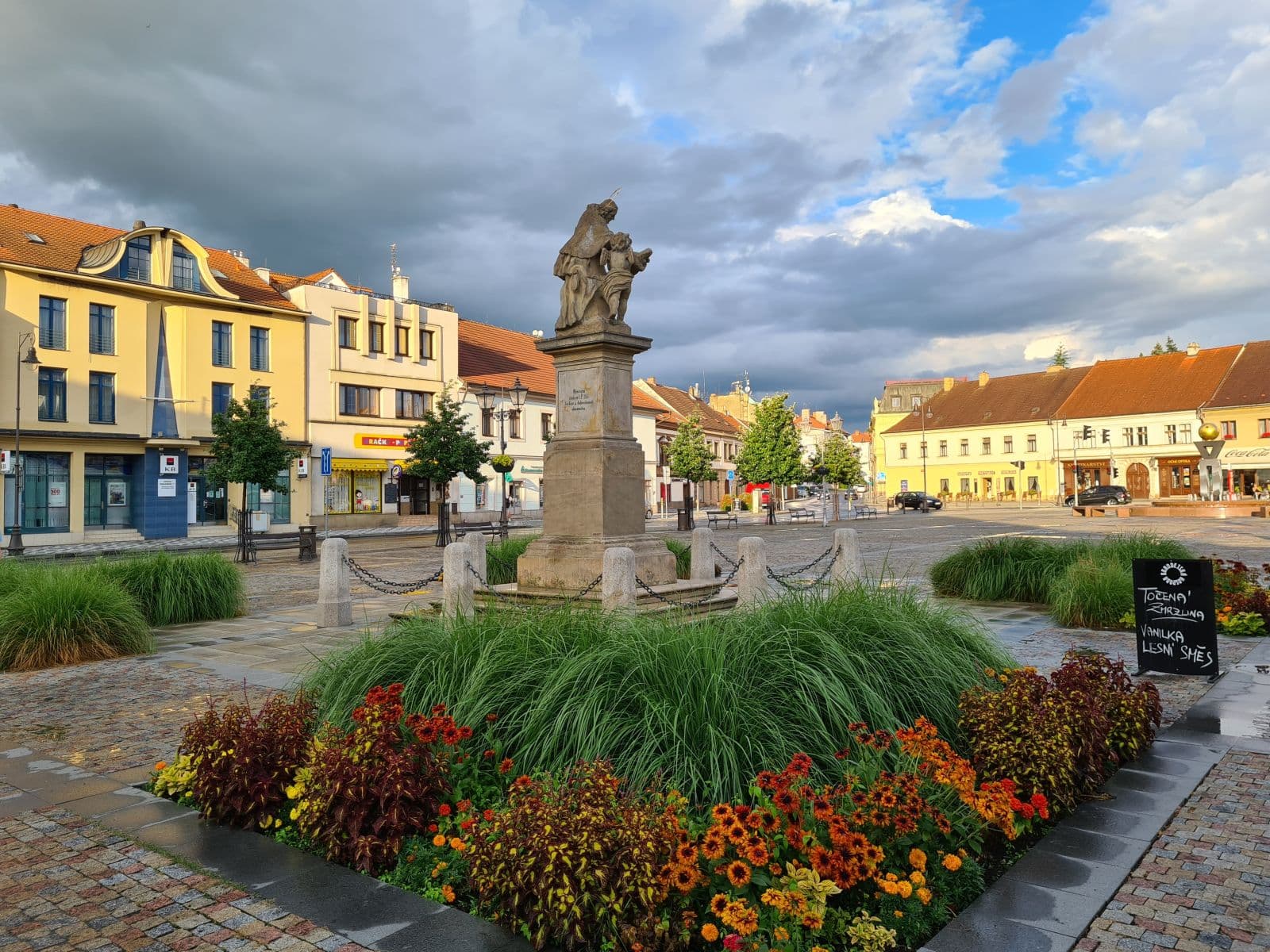 Prenájom bytu 1-izbový 55 m², Masarykovo náměstí, Brandýs nad Labem-Stará Boleslav, Středočeský kraj Prenájom bytu 1-izbový 55 m², Masarykovo náměstí, Brandýs nad Labem-Stará Boleslav, Středočeský kraj