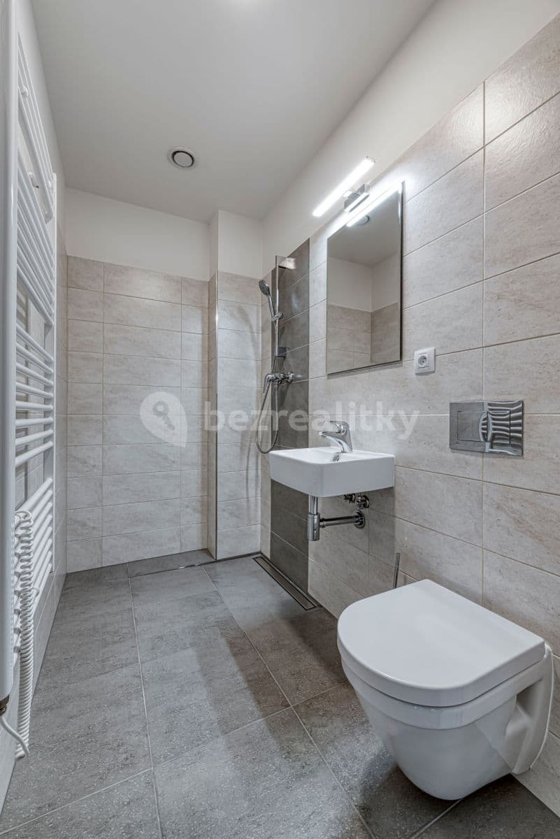 Prenájom bytu 2-izbový 22 m², Mukařovského, Praha, Praha Prenájom bytu 2-izbový 22 m², Mukařovského, Praha, Praha