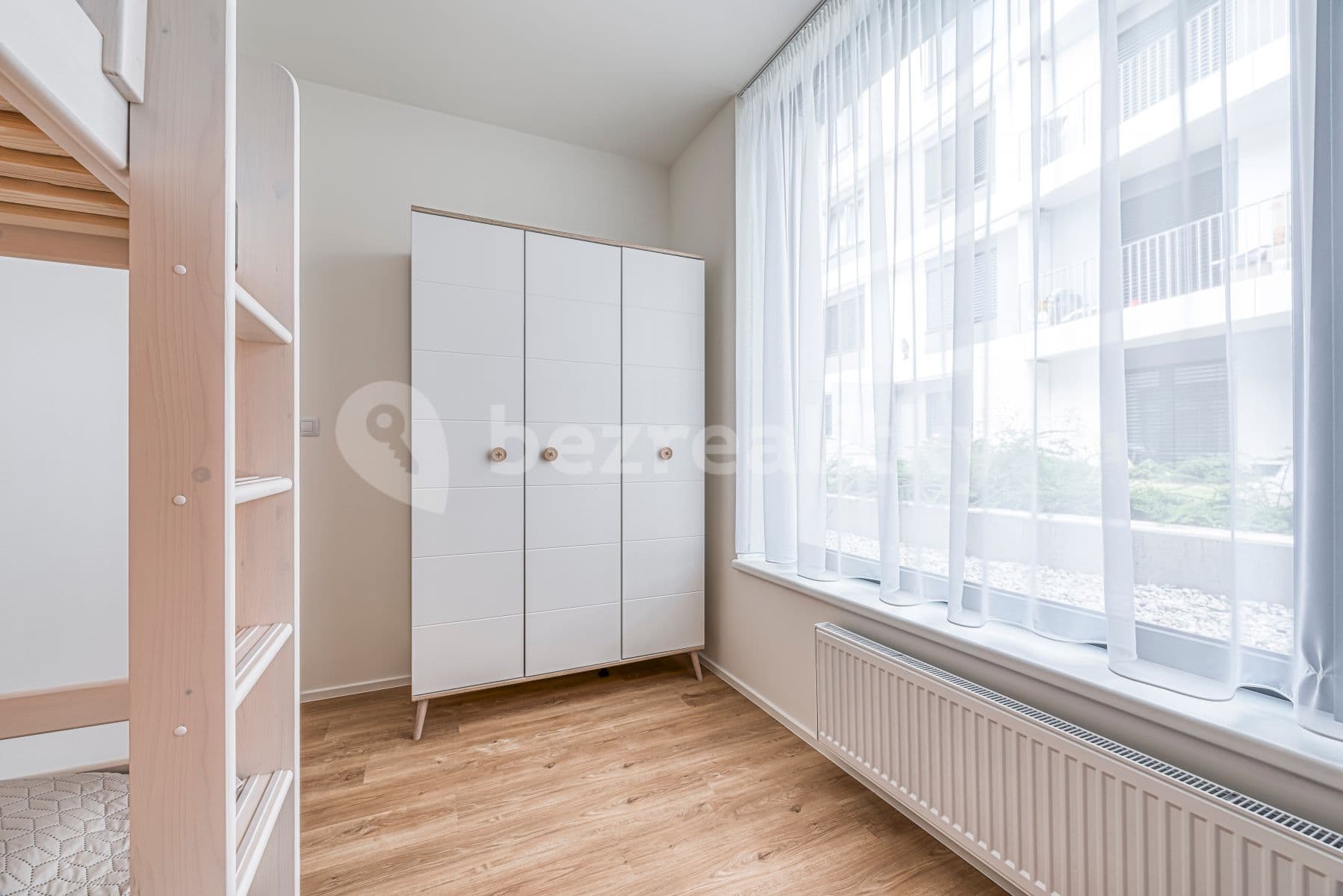 Prenájom bytu 2-izbový 22 m², Mukařovského, Praha, Praha Prenájom bytu 2-izbový 22 m², Mukařovského, Praha, Praha