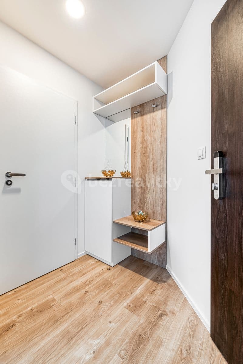 Prenájom bytu 2-izbový 22 m², Mukařovského, Praha, Praha Prenájom bytu 2-izbový 22 m², Mukařovského, Praha, Praha