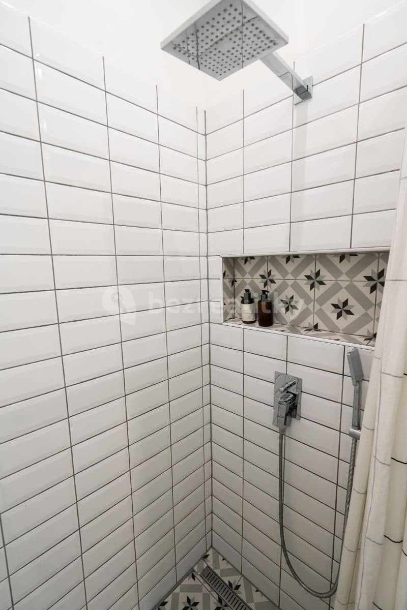 Prenájom bytu 2-izbový 40 m², Heleny Malířové, Praha, Praha Prenájom bytu 2-izbový 40 m², Heleny Malířové, Praha, Praha