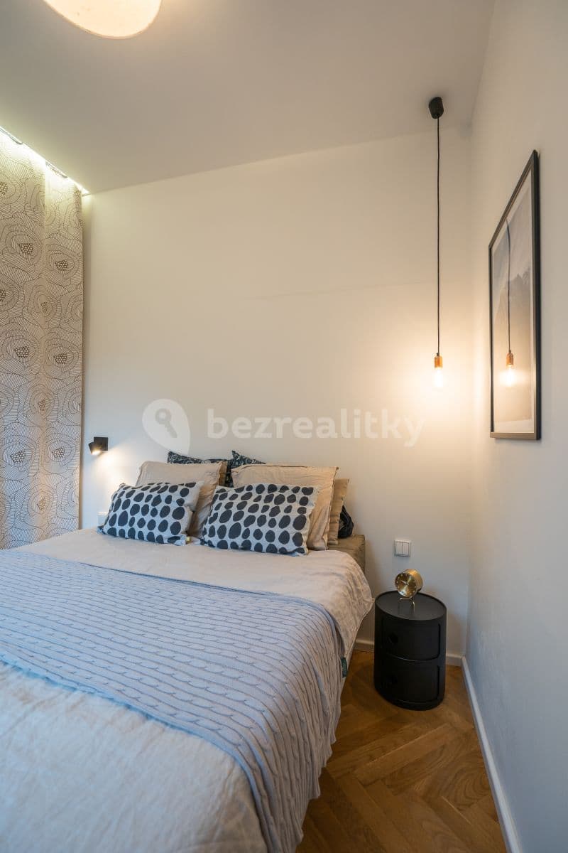 Prenájom bytu 2-izbový 40 m², Heleny Malířové, Praha, Praha Prenájom bytu 2-izbový 40 m², Heleny Malířové, Praha, Praha