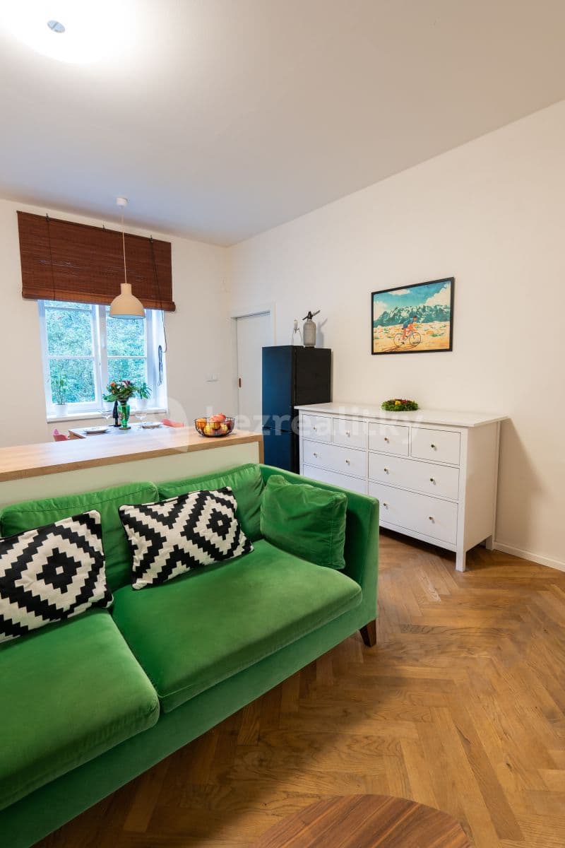 Prenájom bytu 2-izbový 40 m², Heleny Malířové, Praha, Praha Prenájom bytu 2-izbový 40 m², Heleny Malířové, Praha, Praha