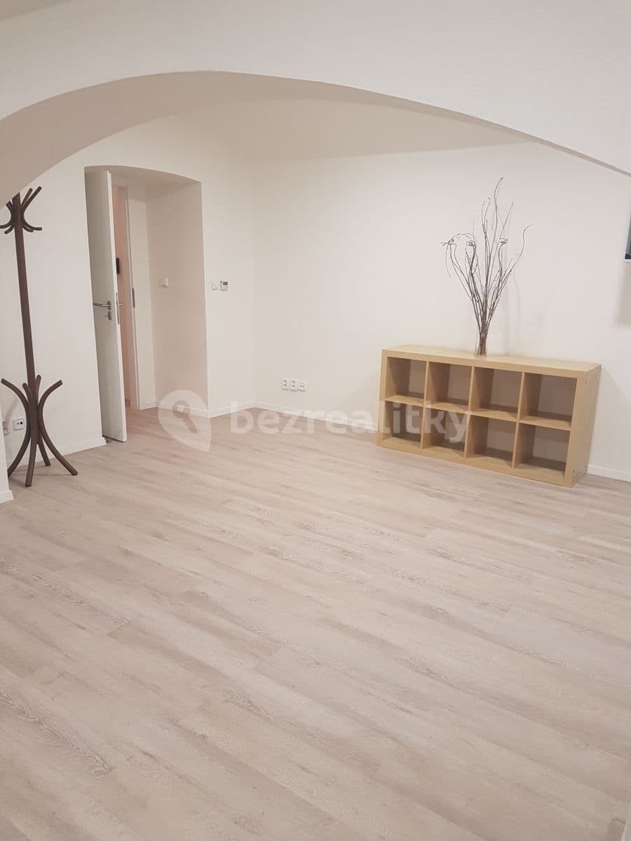 Prenájom bytu 2-izbový 66 m², Slezská, Praha, Praha Prenájom bytu 2-izbový 66 m², Slezská, Praha, Praha