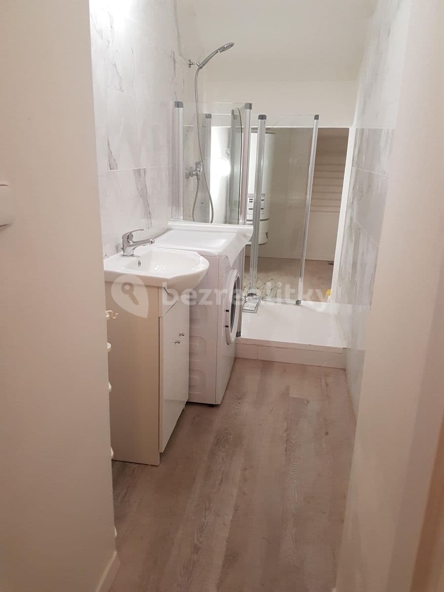 Prenájom bytu 2-izbový 66 m², Slezská, Praha, Praha Prenájom bytu 2-izbový 66 m², Slezská, Praha, Praha