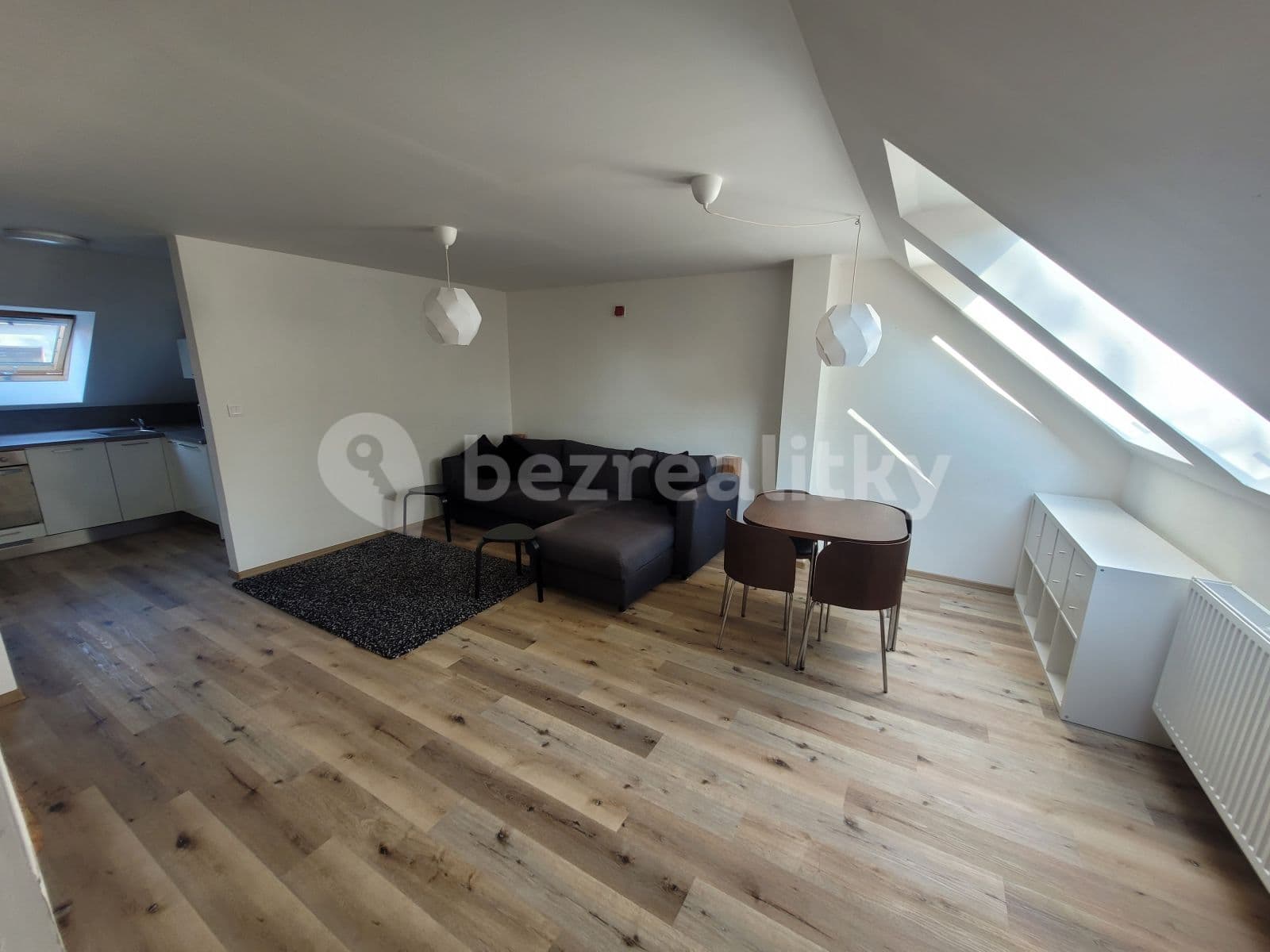 Prenájom bytu 2-izbový 56 m², Bezručova, Mikulov, Jihomoravský kraj Prenájom bytu 2-izbový 56 m², Bezručova, Mikulov, Jihomoravský kraj