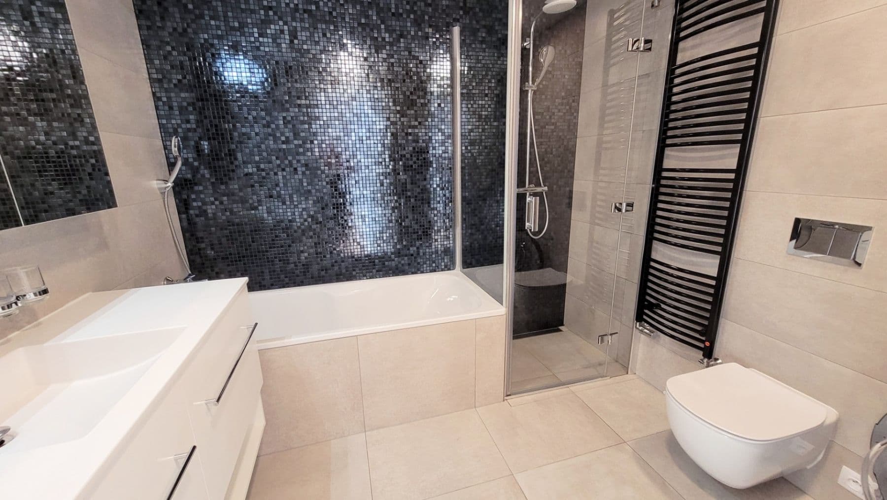 Prenájom bytu 3-izbový 84 m², Mukařovského, Praha, Praha Prenájom bytu 3-izbový 84 m², Mukařovského, Praha, Praha