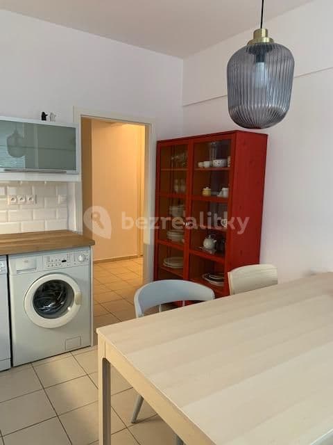 Prenájom bytu 3-izbový 73 m², Holekova, Bratislava - mestská časť Staré Mesto, Bratislavský kraj Prenájom bytu 3-izbový 73 m², Holekova, Bratislava - mestská časť Staré Mesto, Bratislavský kraj