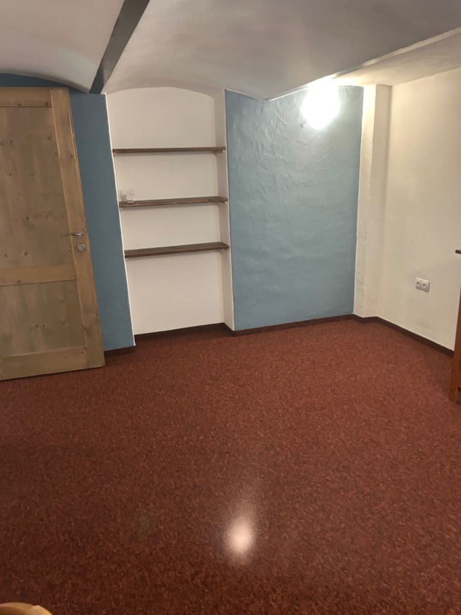 Prenájom bytu 3-izbový 70 m², Jírovcova, České Budějovice, Jihočeský kraj Prenájom bytu 3-izbový 70 m², Jírovcova, České Budějovice, Jihočeský kraj