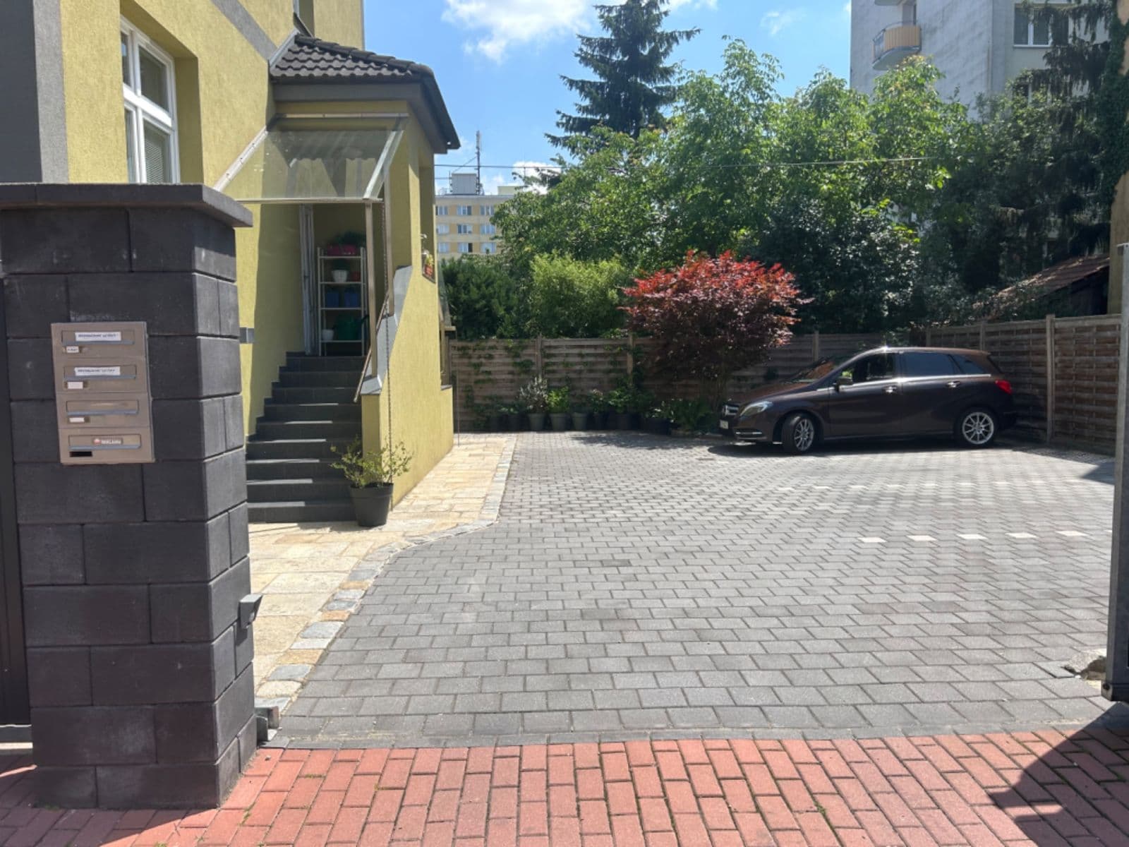Prenájom bytu 3-izbový 70 m², Jírovcova, České Budějovice, Jihočeský kraj Prenájom bytu 3-izbový 70 m², Jírovcova, České Budějovice, Jihočeský kraj