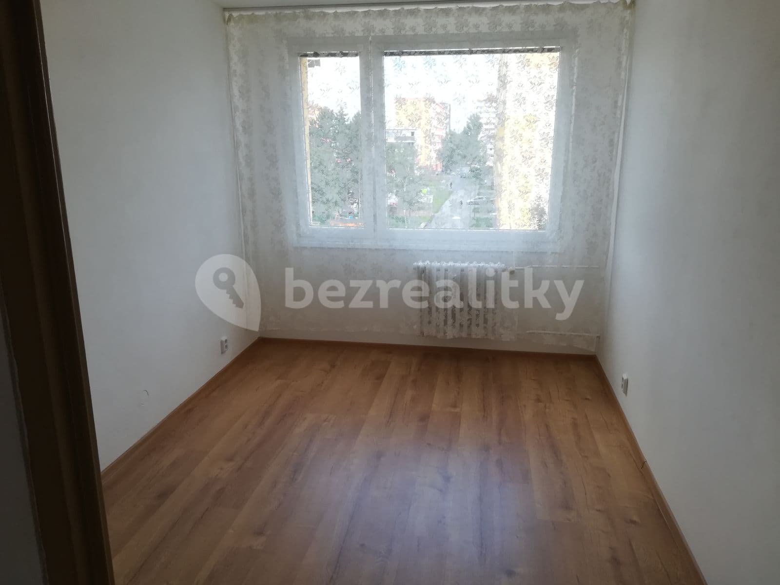 Prenájom bytu 3-izbový 74 m², Americká, Kladno, Středočeský kraj Prenájom bytu 3-izbový 74 m², Americká, Kladno, Středočeský kraj