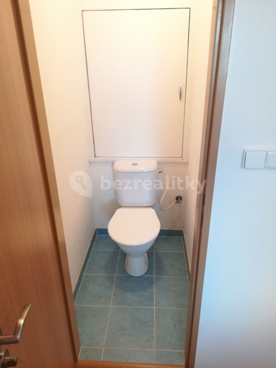 Prenájom bytu 3-izbový 74 m², Americká, Kladno, Středočeský kraj Prenájom bytu 3-izbový 74 m², Americká, Kladno, Středočeský kraj